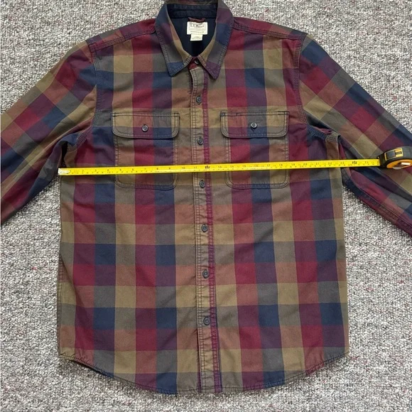 Men's Plaid Thick fully lined Red, Blue, Brown Checkered Utility Chore Jacket M - Picture 2 of 11